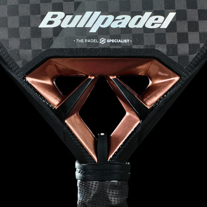 2025 Bullpadel Vertex 04
